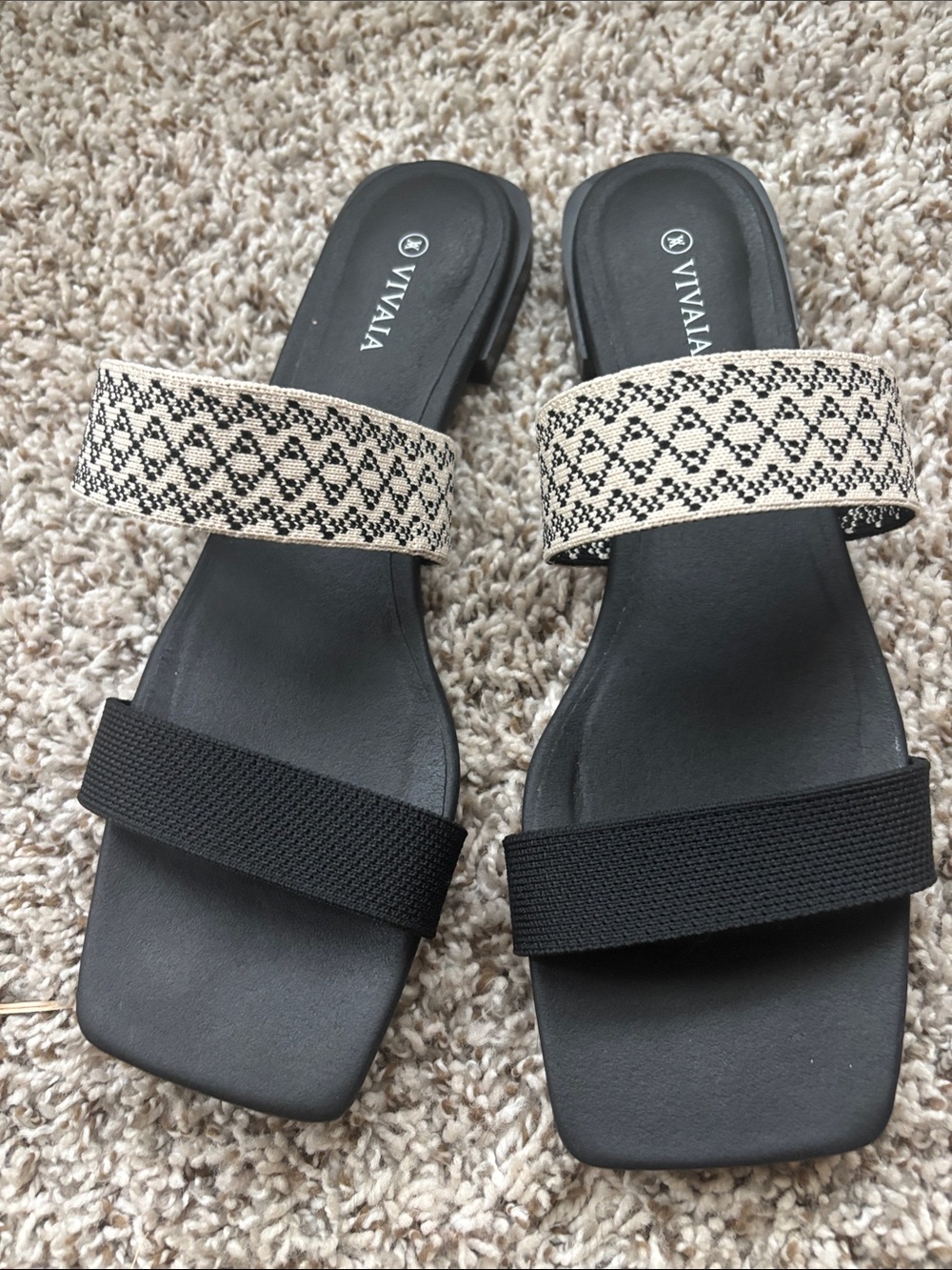 Viviana Black Slide Sandals with Woven Black and Cream Straps nwot sz 10-10.5